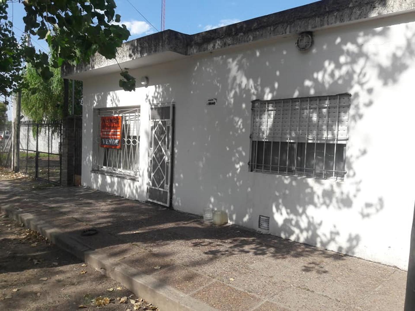 Ricardo Balbin 8640