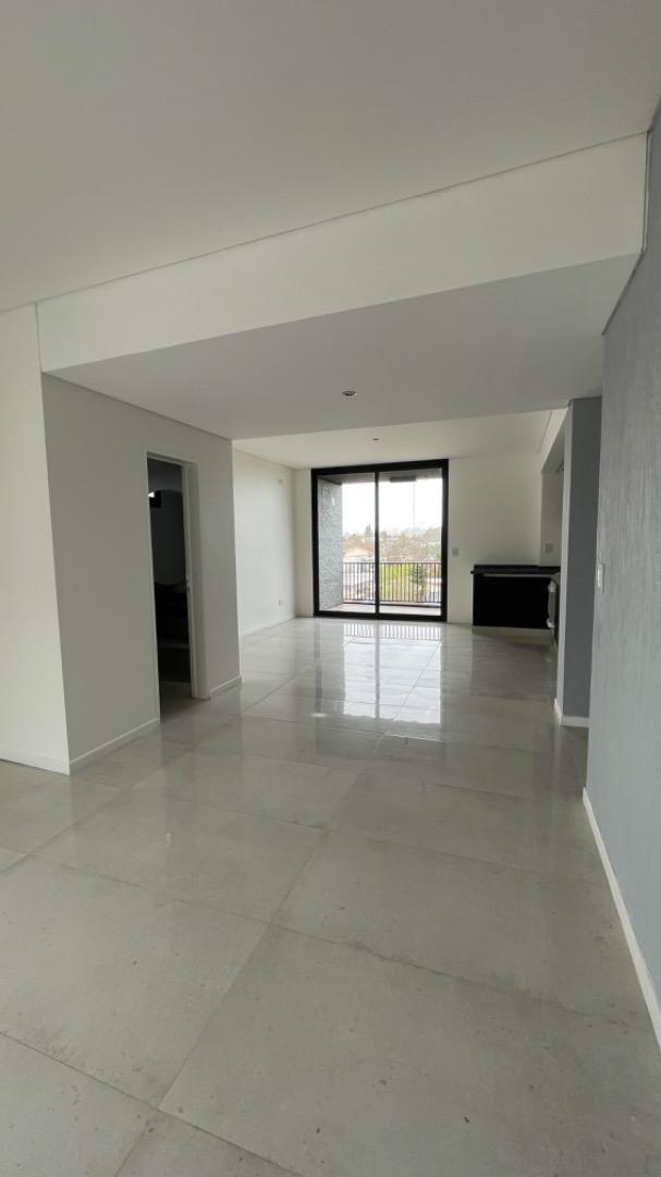 Victoriano Loza 1300