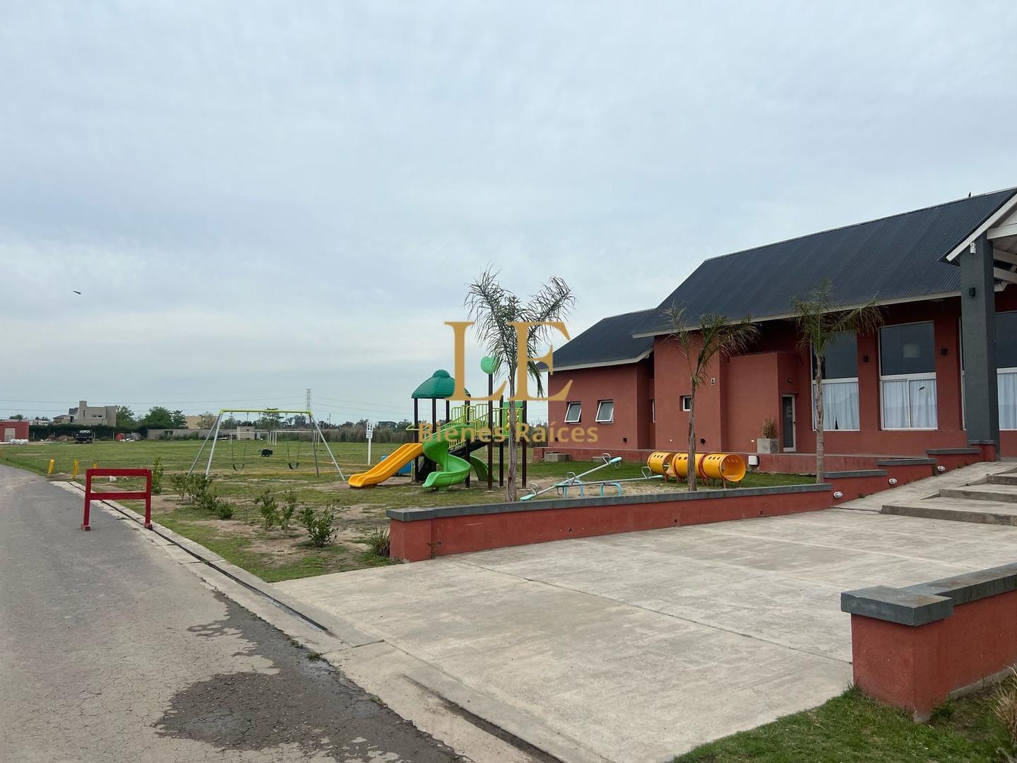 Venta de lote en Barrio privado El Ensueño