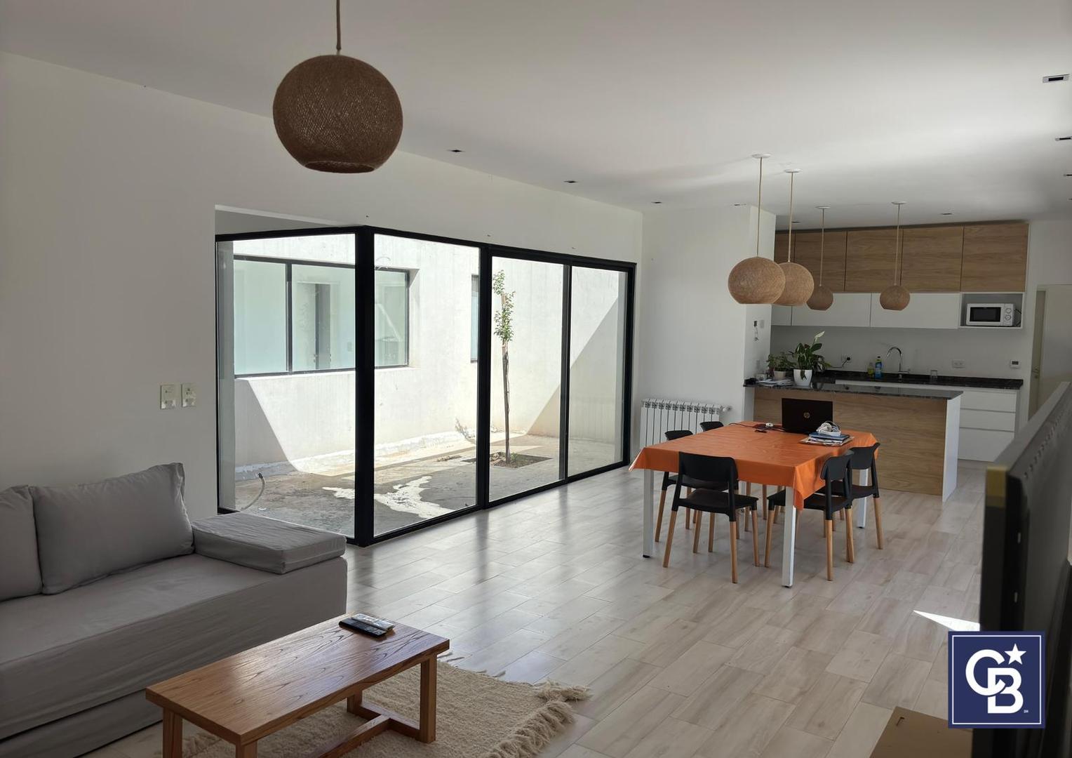 Casa en Venta en Pilar, USD 175.000