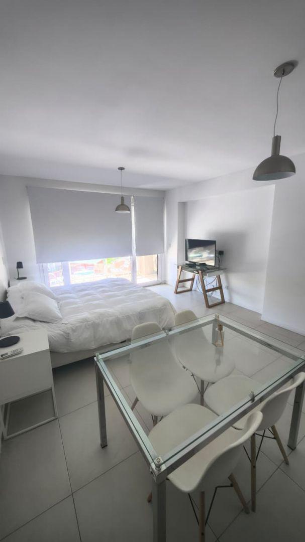 Alquilo Monoambiente Zona Centro