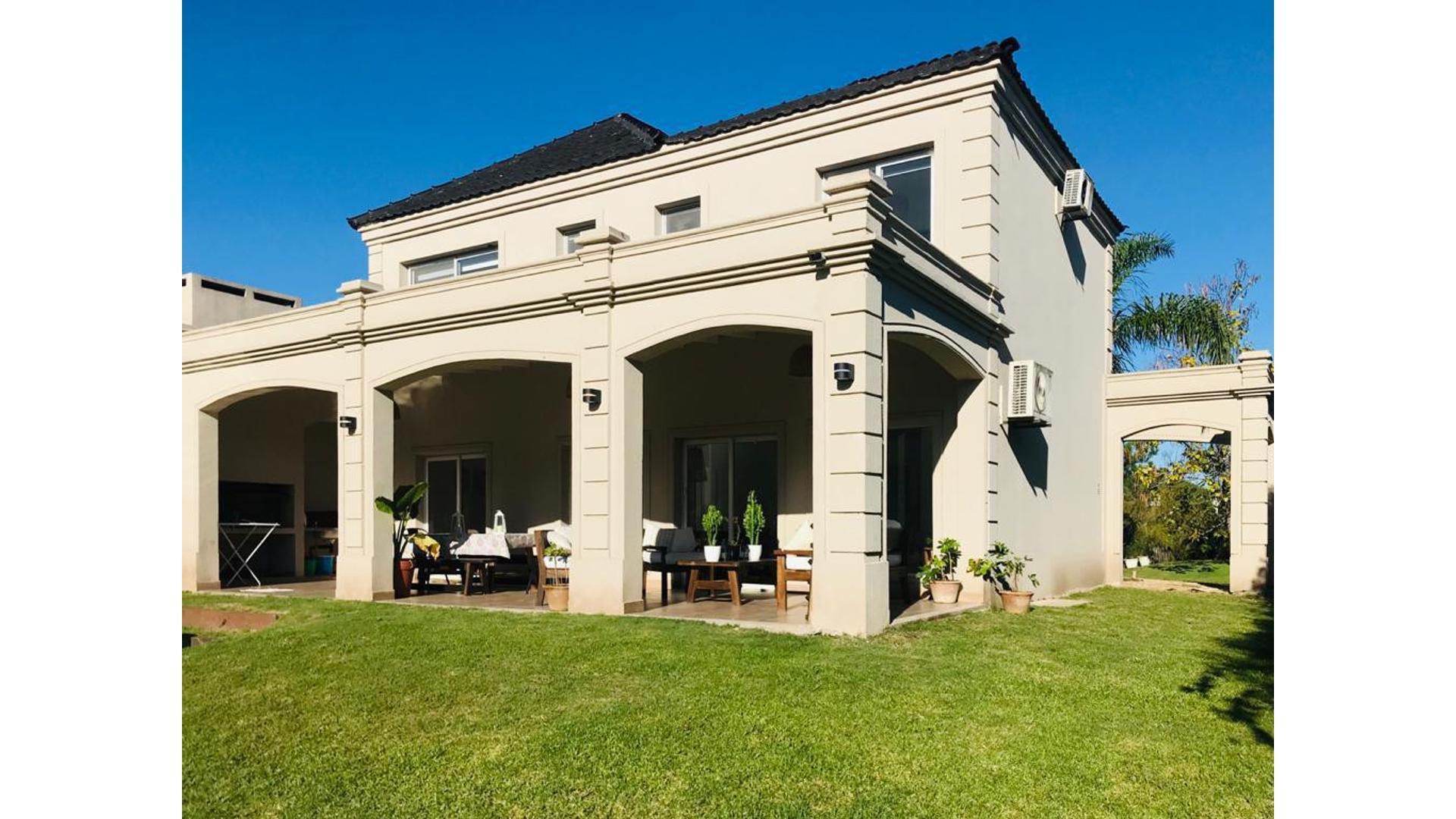 Casa en Venta de 3 dormitorios