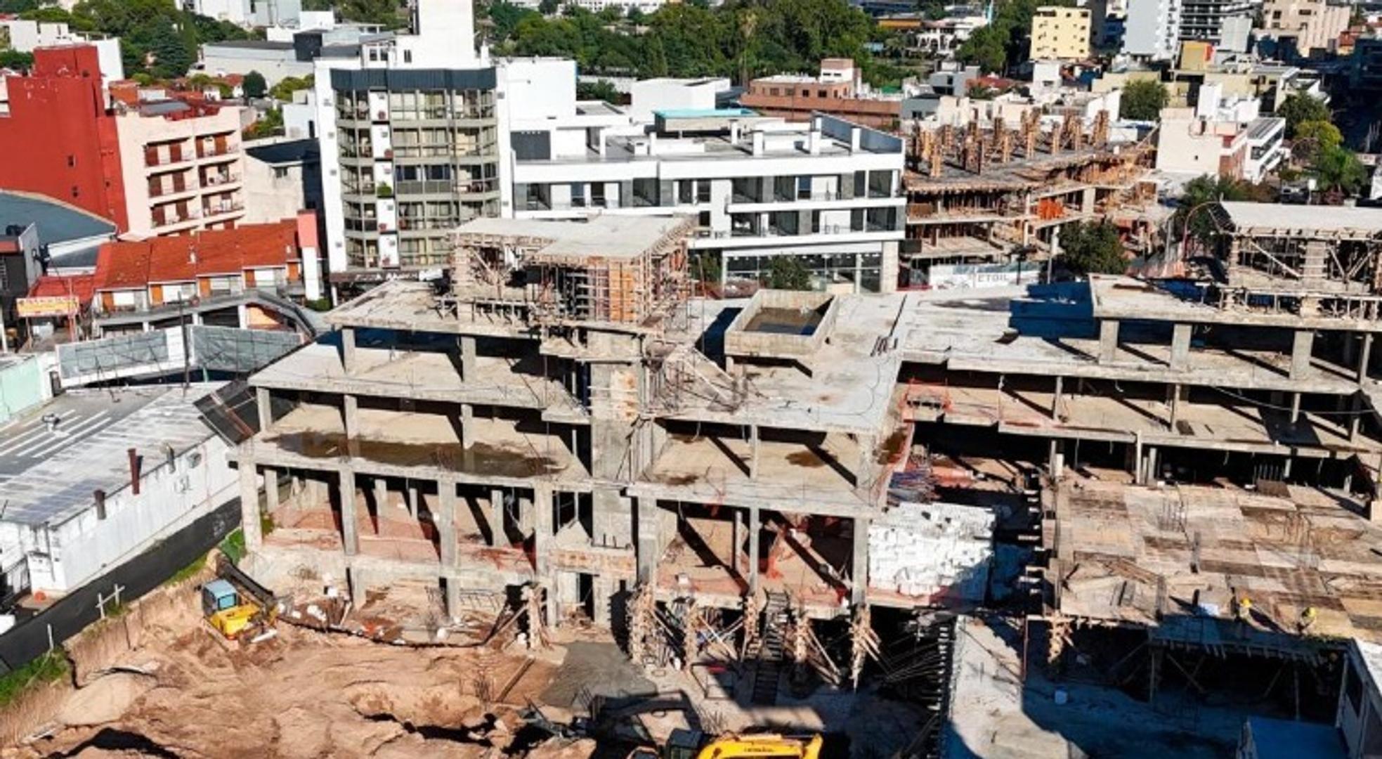 Departamento en Venta con 1 cocheras