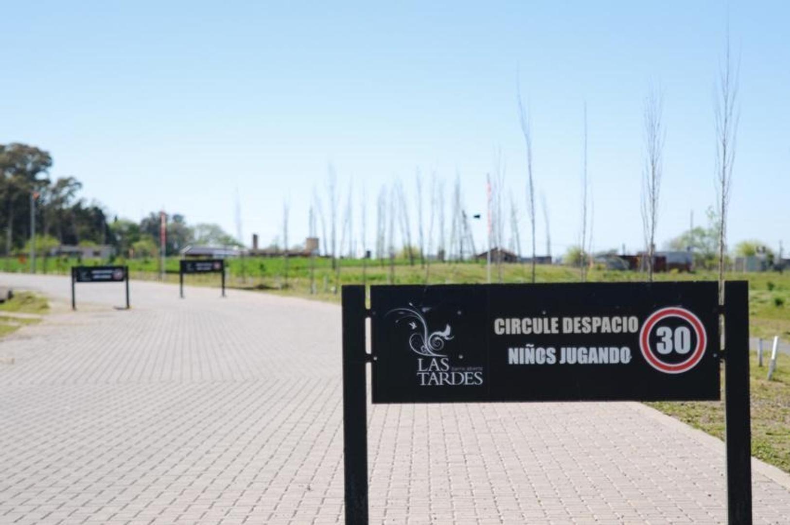 TERRENOS EN VENTA EN BARRIO LAS TARDES, ROLDAN