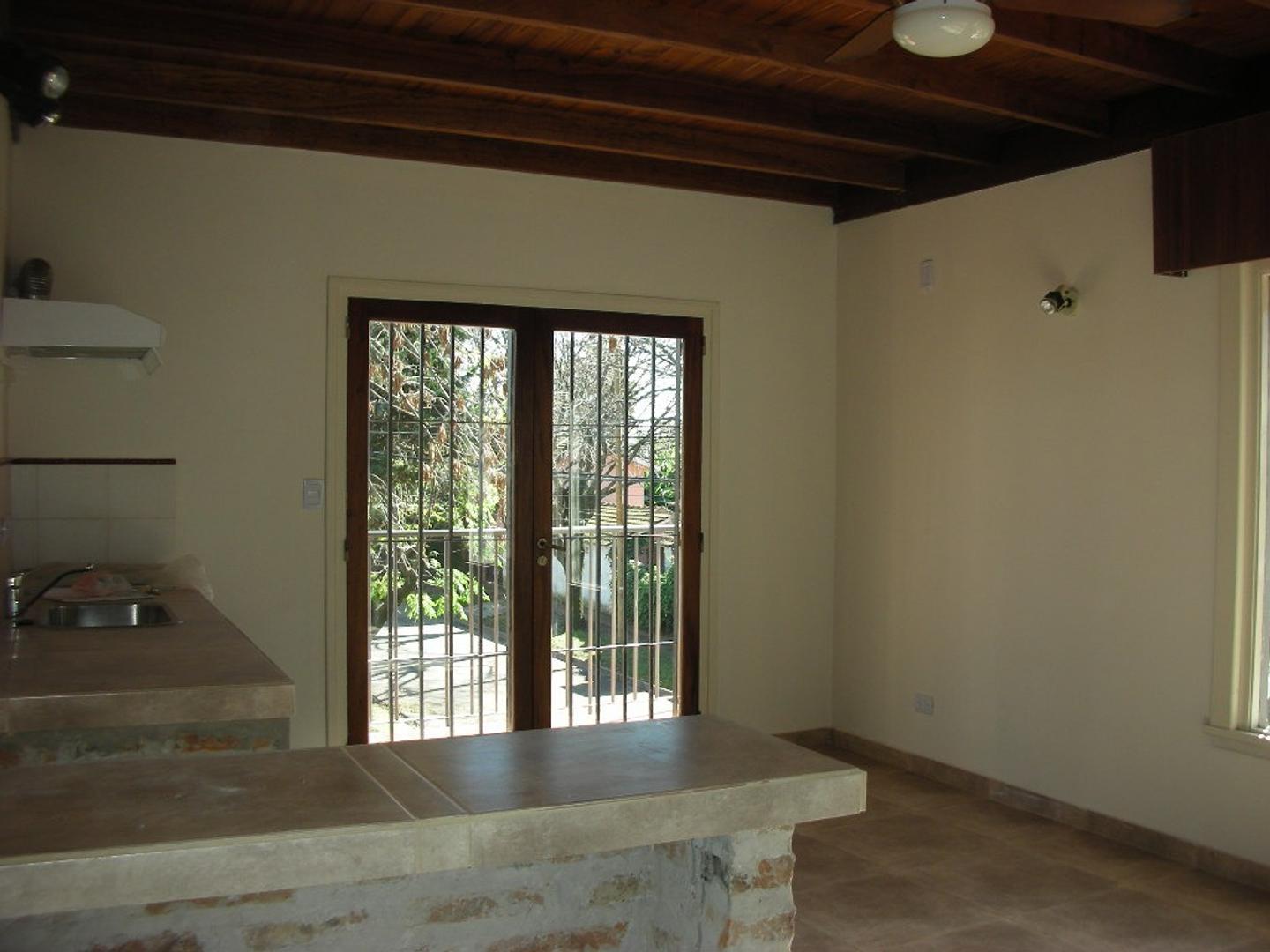 Departamento en Alquiler en Don Torcuato, $ 650.000