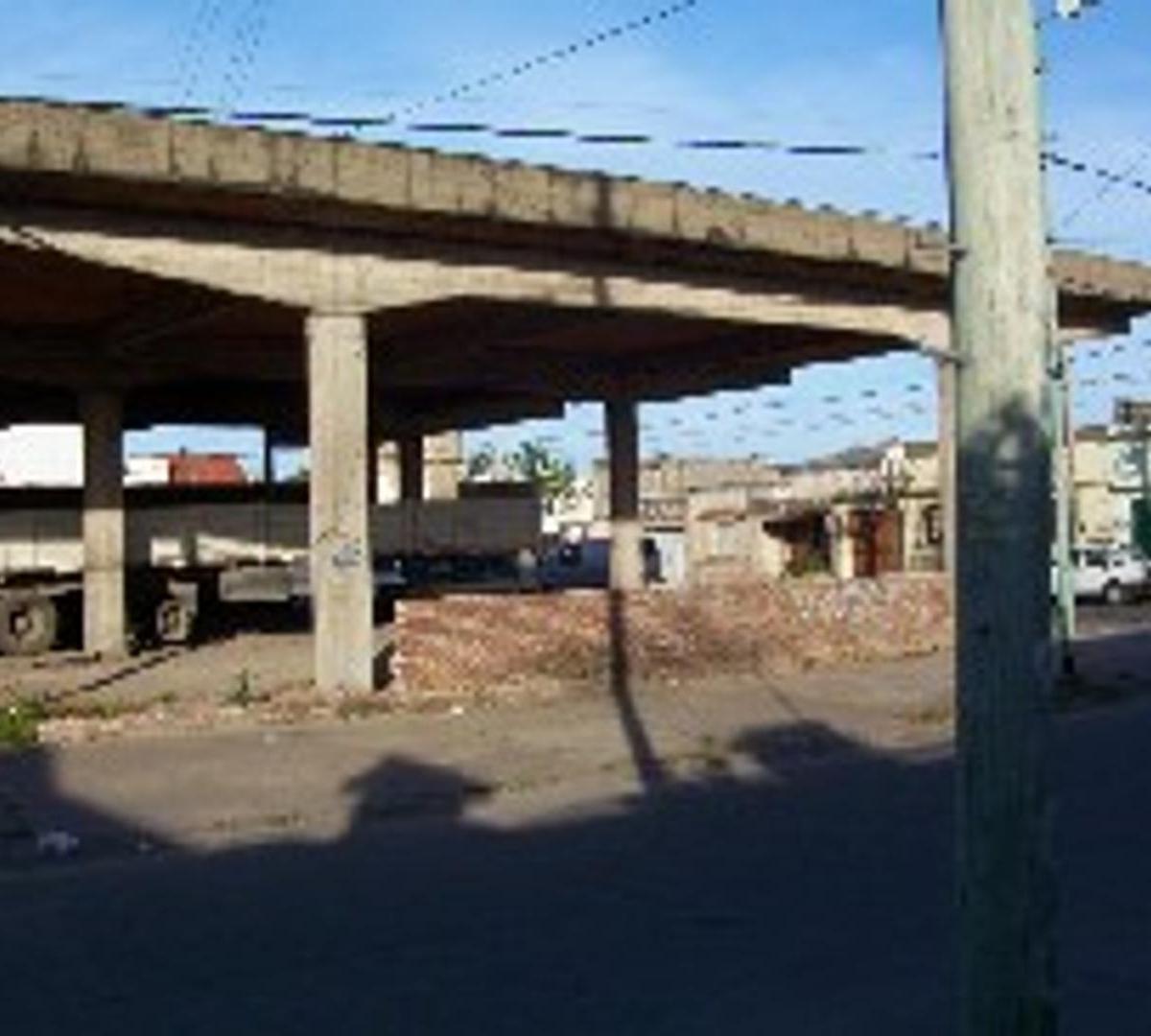 Galpon en Venta en Zarate, USD 165.000