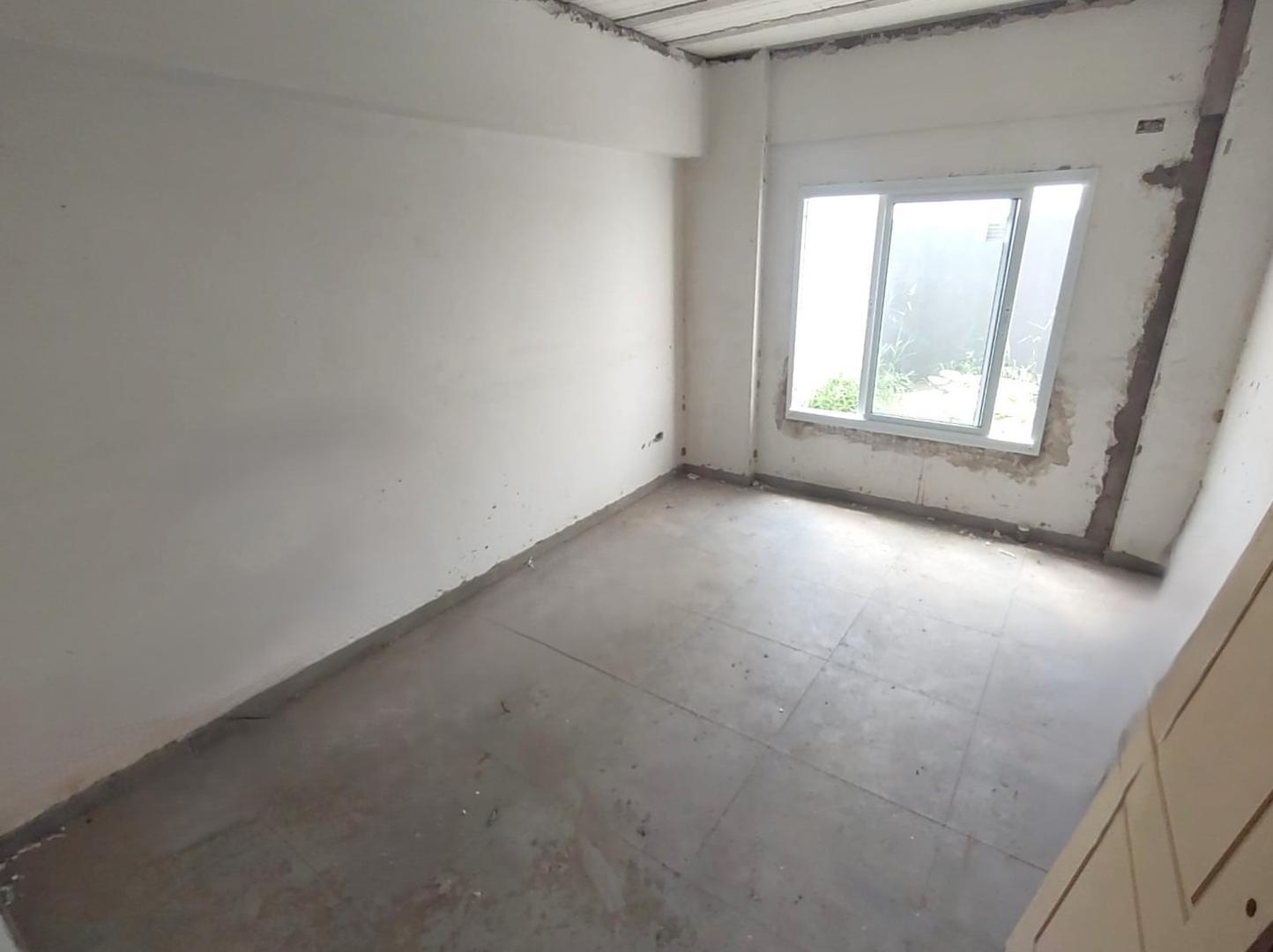 Departamento en Venta en Villa Luzuriaga, USD 120.000