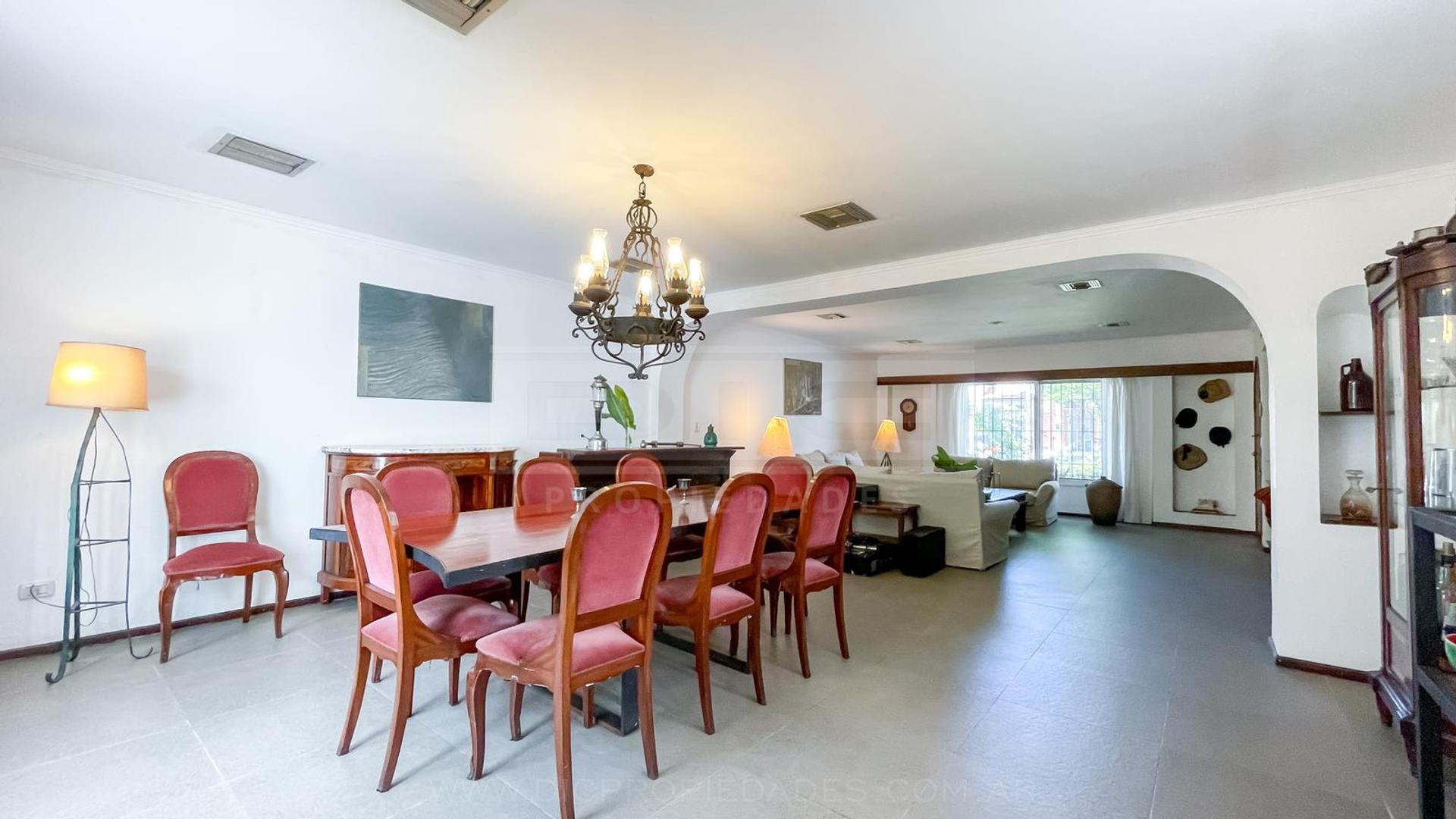 Casa en Venta al Este