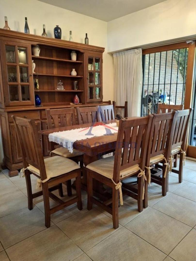 Casa en Venta con 1 cochera
