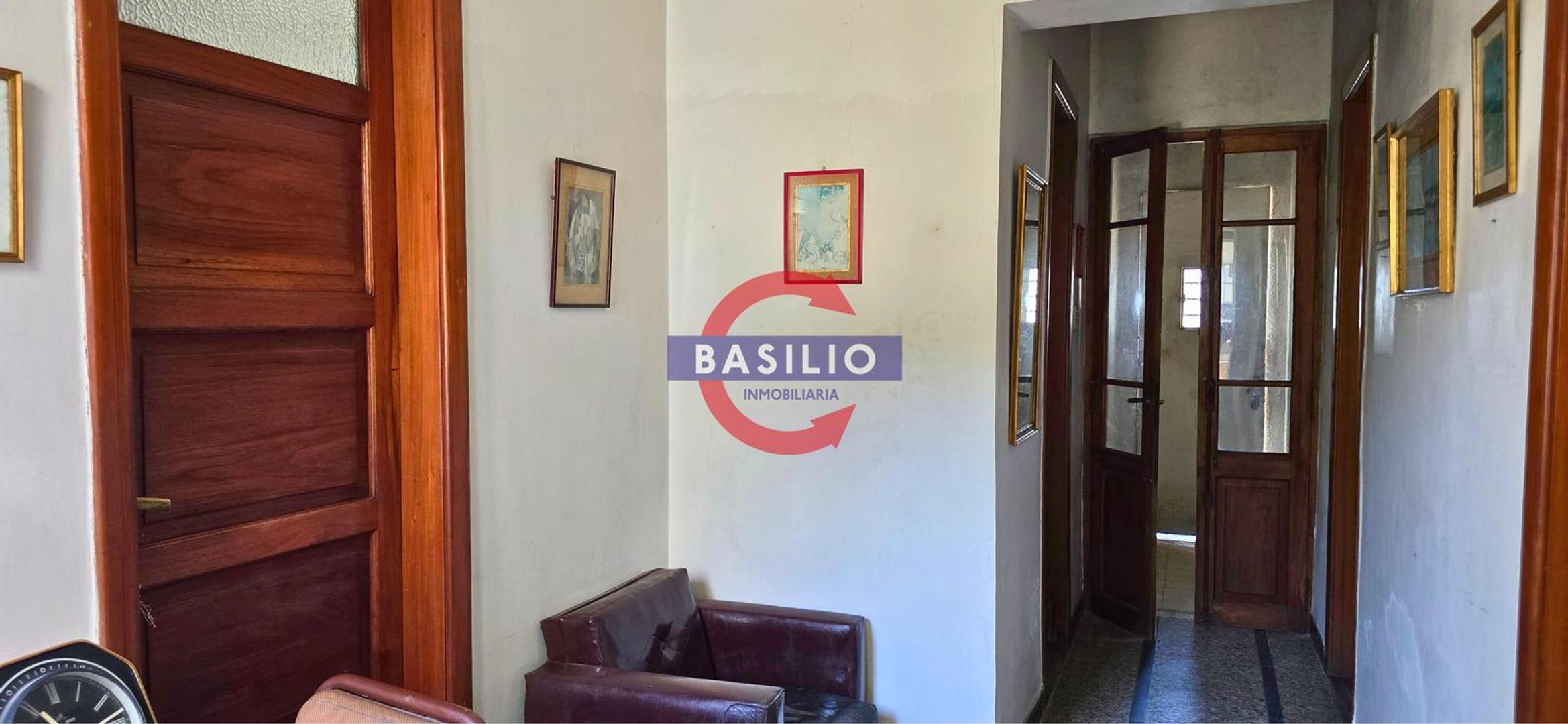 Gral. Juan Lavalle al 1600