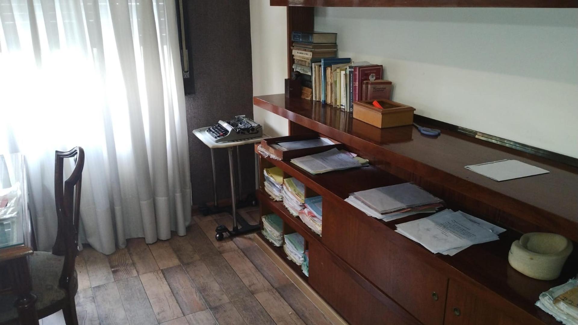 Cordoba 1479 , Piso 3