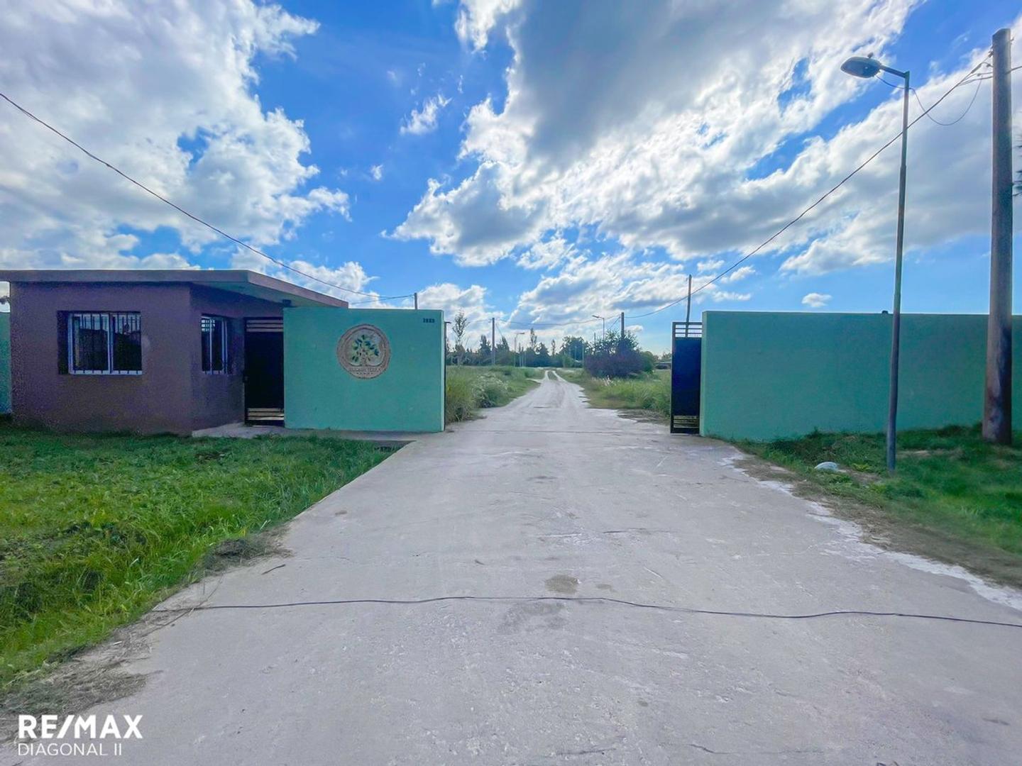 Terreno en Venta en Villa Elisa, USD 17.000