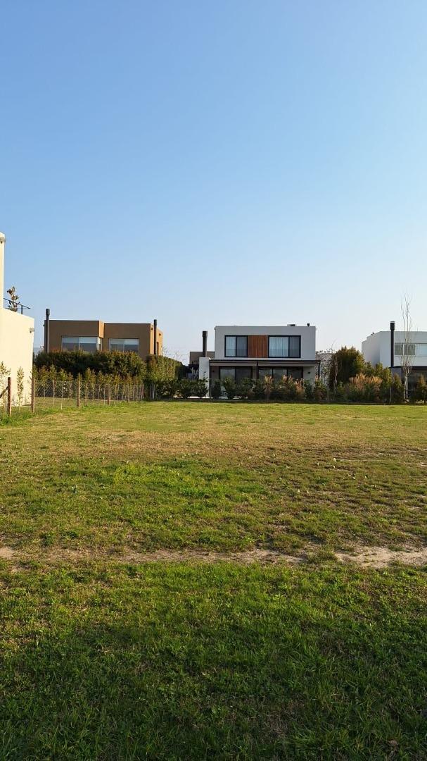 Barrio Castaños, Nordelta 100