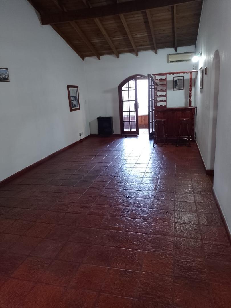 Casa en Alquiler en Ituzaingo Norte, $ 1.000.000