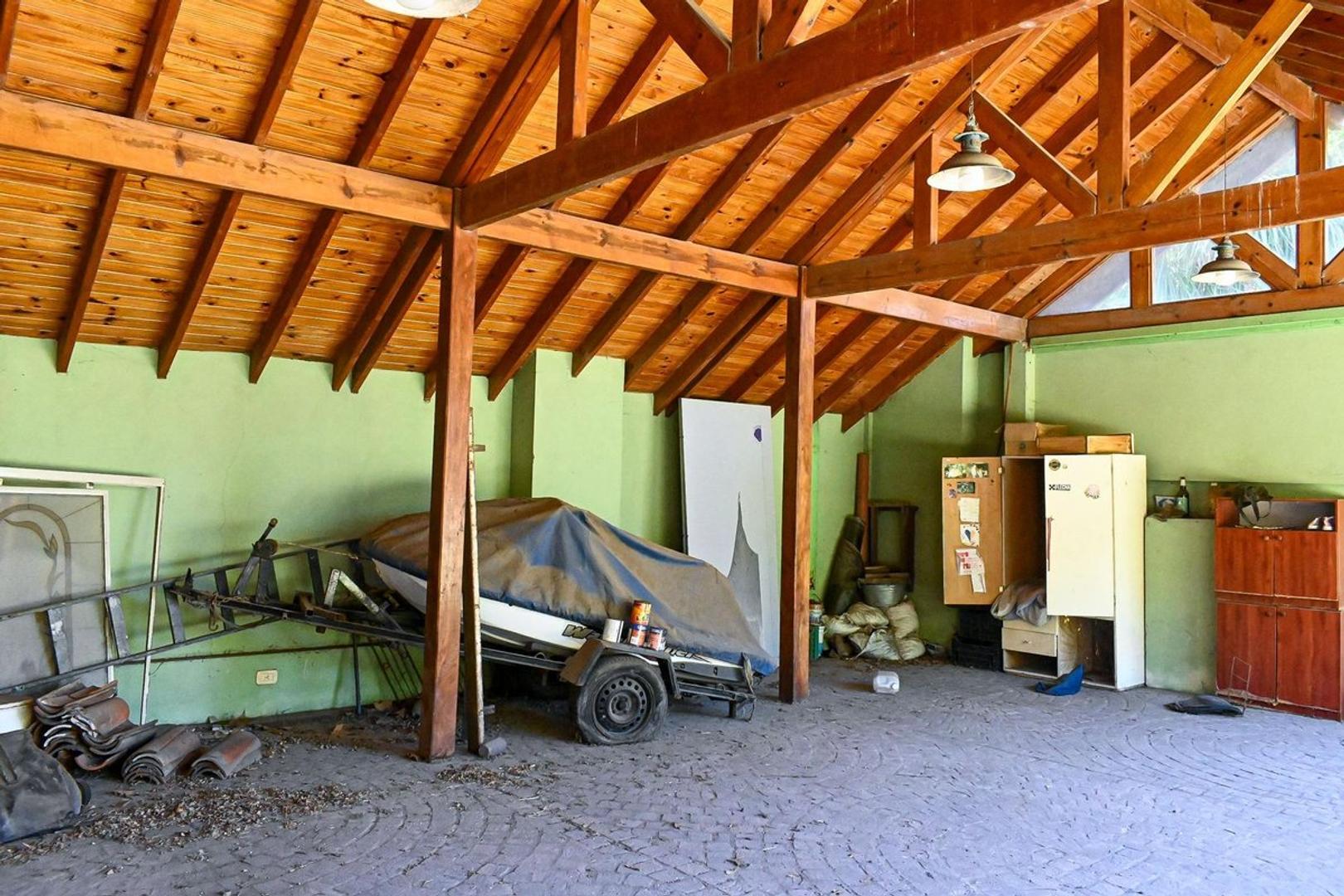 Terreno en Venta en Rafael Calzada, USD 130.000