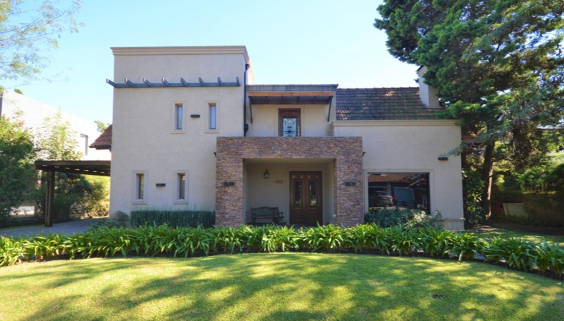 Casa en Venta de 4 dormitorios