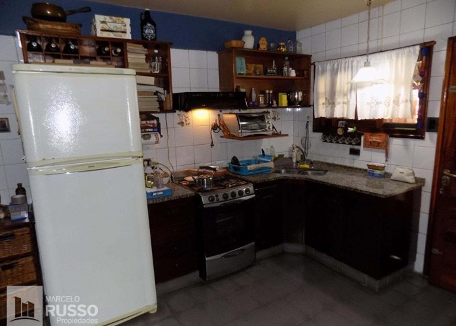 EXCELENTE DÚPLEX 4 AMBIENTES