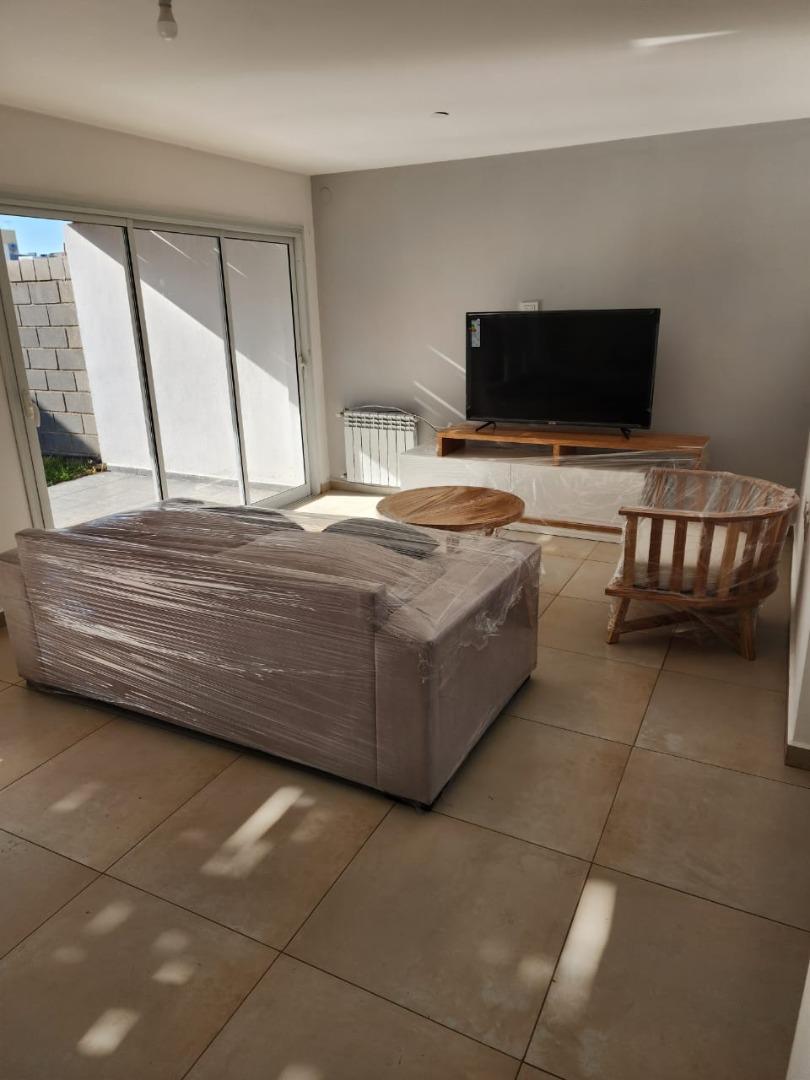 ALQUILER DUPLEX AMOBLADO 3 D, C. DEL BOSQUE, FRENTE E VERDE