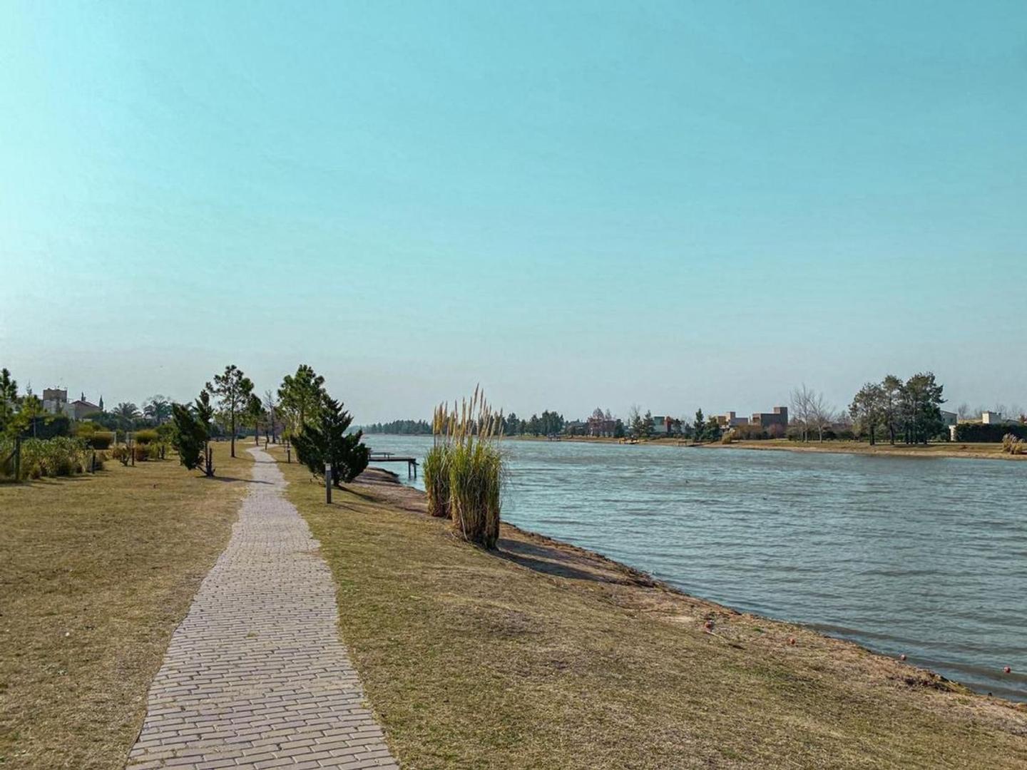 Terreno en Venta de 905,0 m2