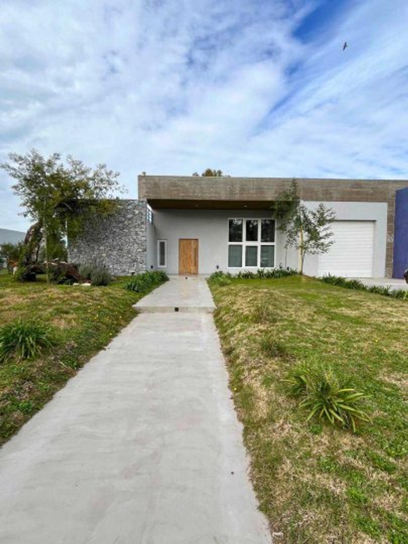 Área 60, Calle 312, Ángel Etcheverry, Partido de Brandsen, Buenos Aires, 1983, Argentina