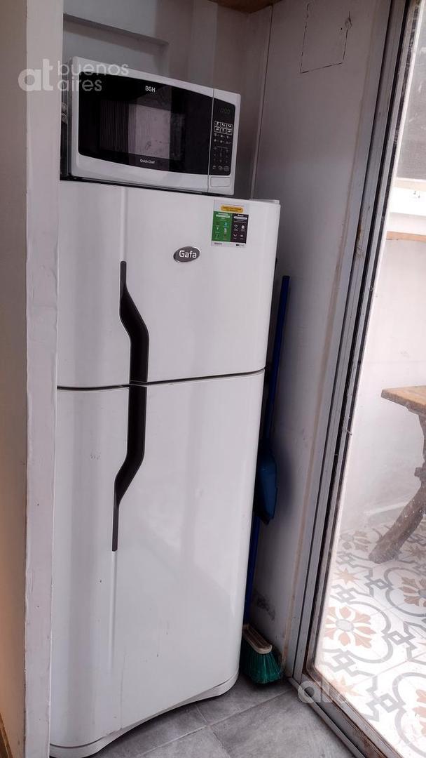 Departamento de 2 ambientes con patio en San Telmo en alquiler temporario