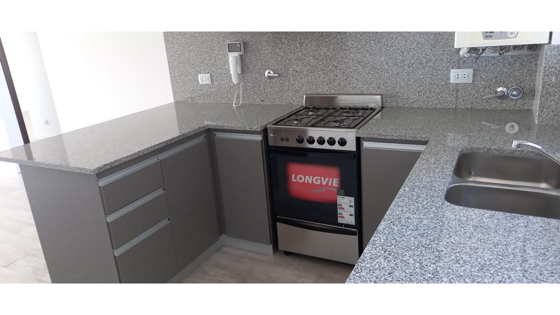 Av.mitre 4955 , Piso 8