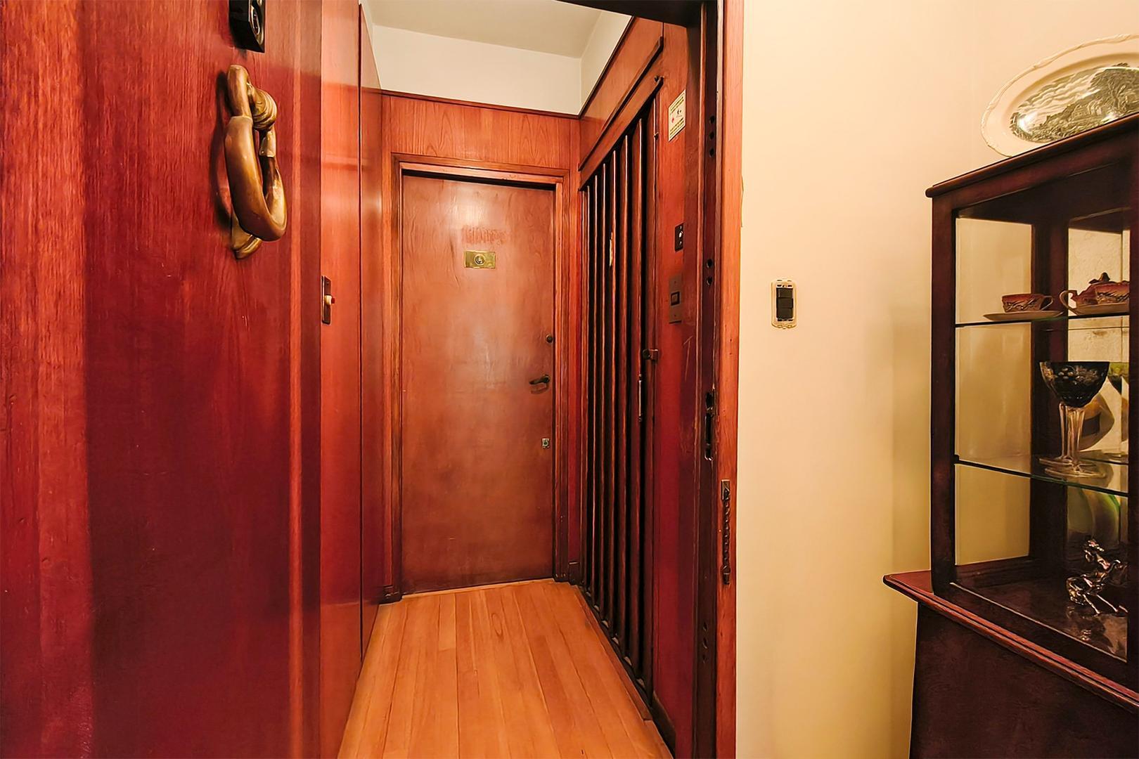 Sanchez De Bustamante 2200, Piso 1