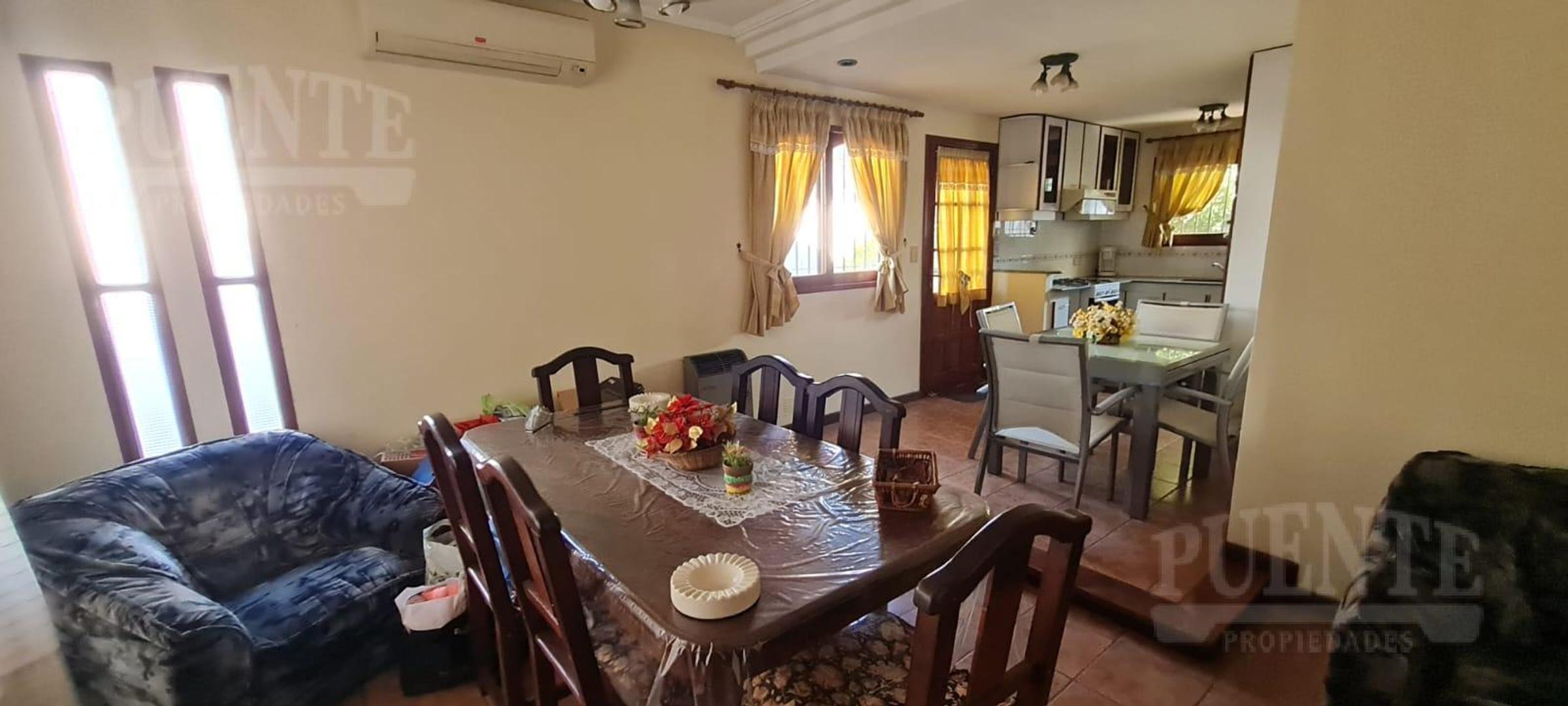 Casa en Alquiler en Lomas de Zamora, $ 950.000