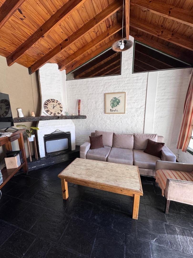 Depto Tipo Casa en Venta de 4 dormitorios