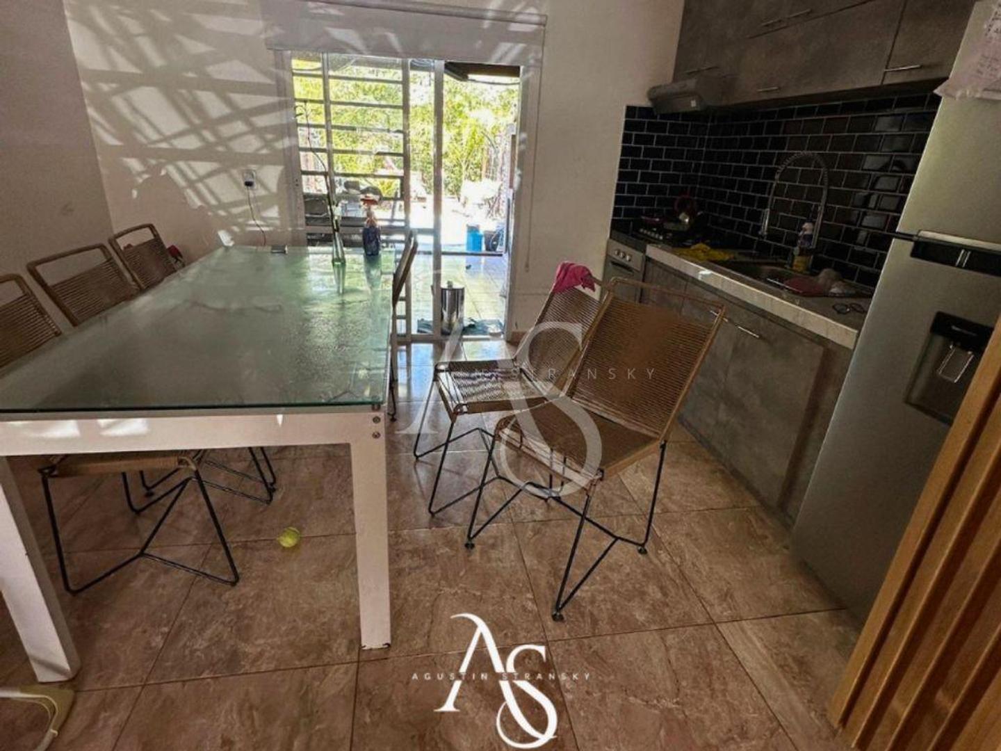 Depto Tipo Casa en Alquiler en Villa Rosa, USD 900