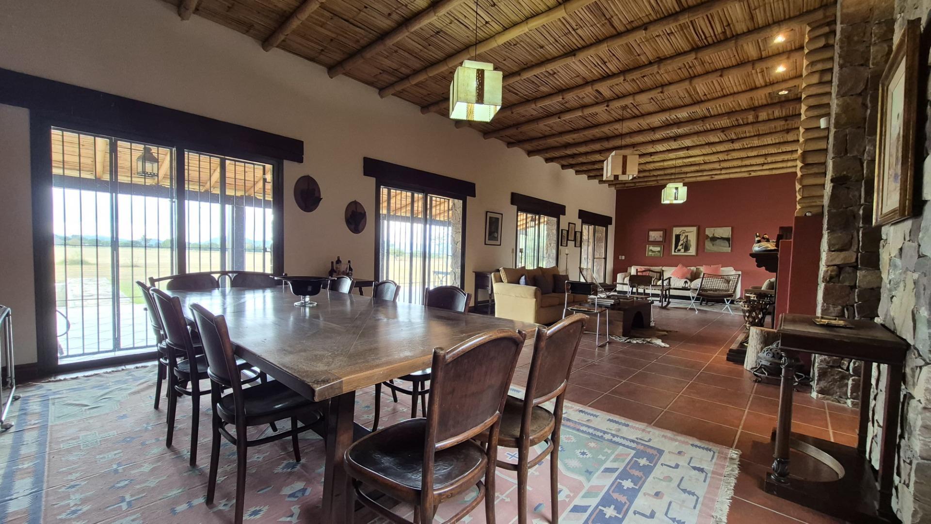 Casa 4 ambientes con 3 baños