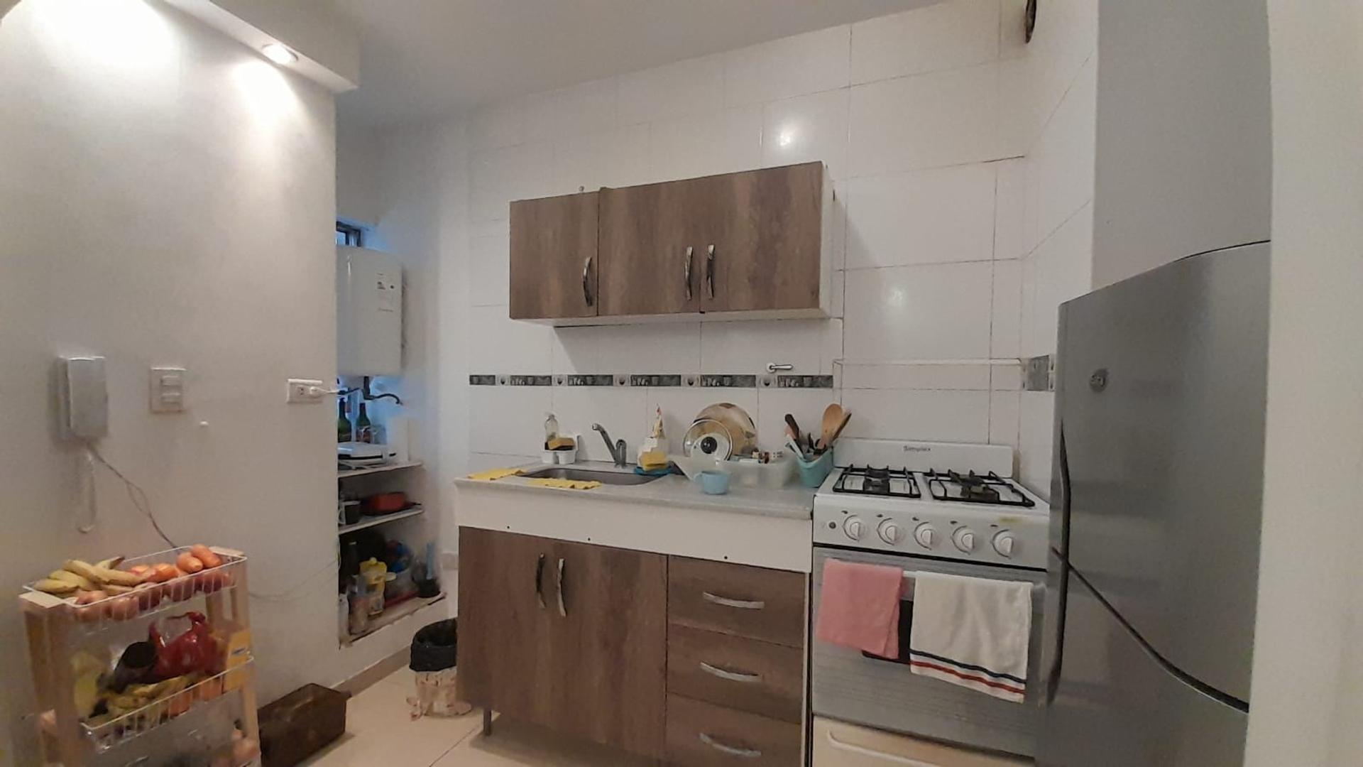 Departamento 4 ambientes con 2 baños