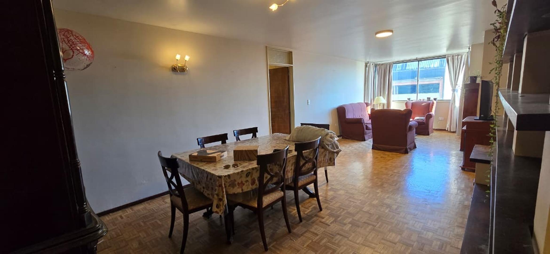 Departamento en Alquiler de 4 ambientes