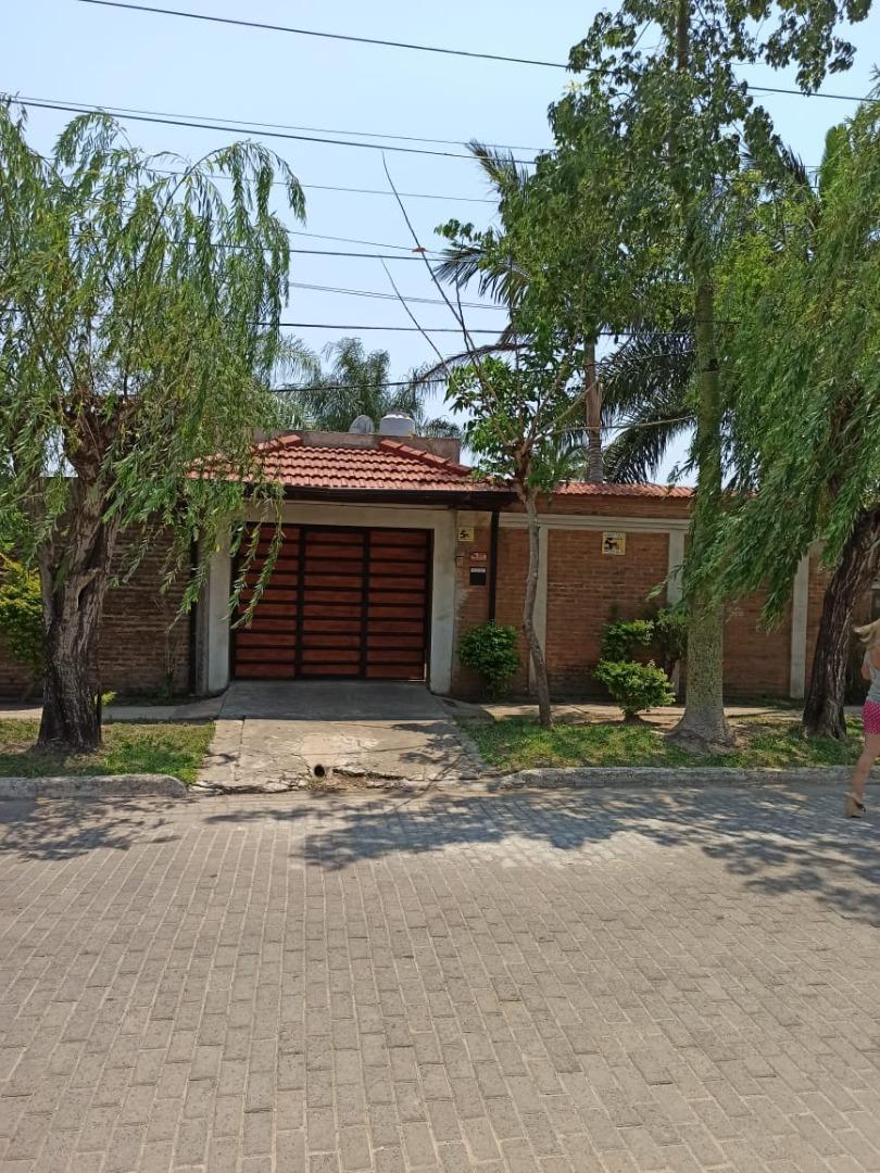 hermosa casa en barrio Independencia