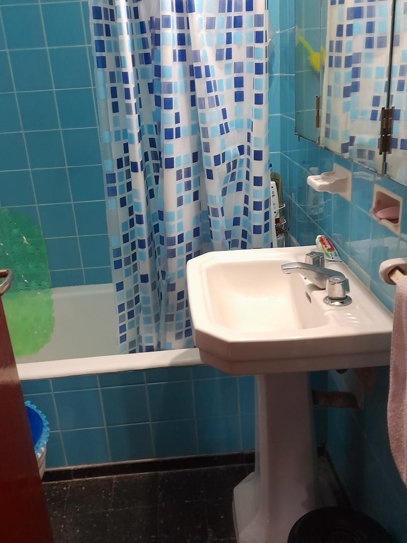 Centro Av Colón 300 Dpto. Externo, 7° luminoso/amplio.