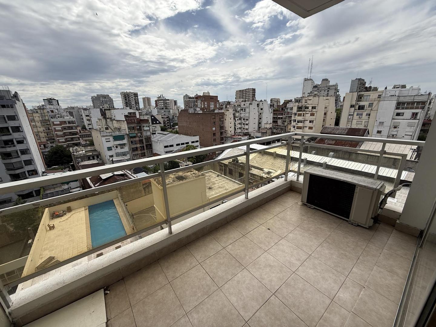 Venta - 2 Ambientes -  Cochera cubierta Fija - Pileta - SUM - Caballito