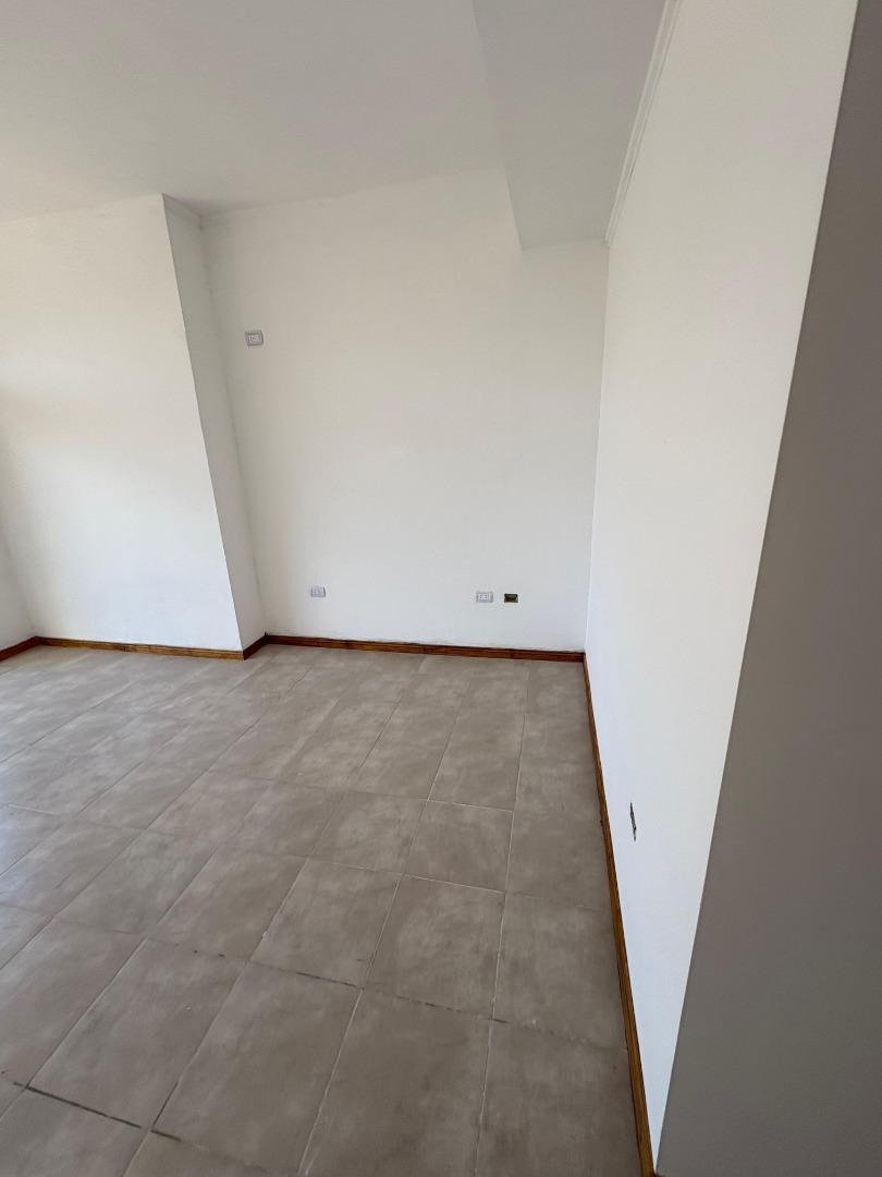 vendo local comercial en calle laprida