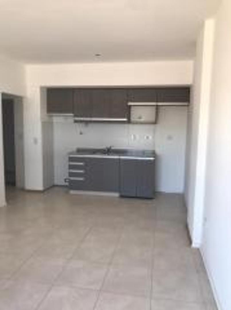 Departamento en Venta en Zarate, USD 80.000