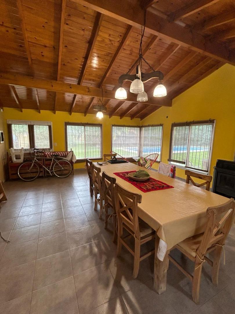 Casa en Venta con 5 cocheras