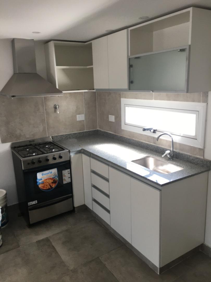 Depto Tipo Casa en Alquiler de 2 dormitorios