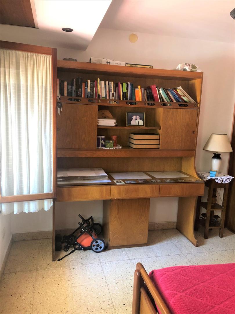 Depto Tipo Casa en Venta de 6 ambientes