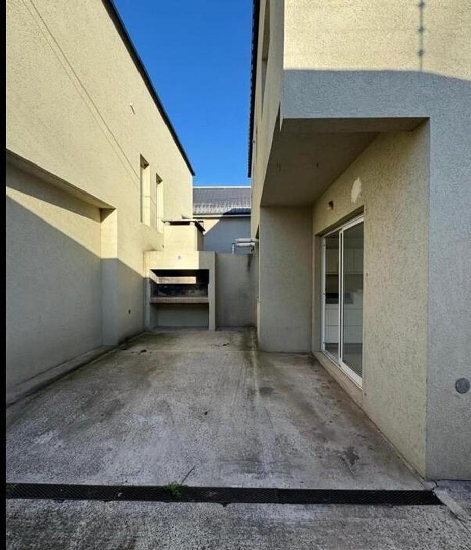 Departamento en Alquiler de 5 ambientes