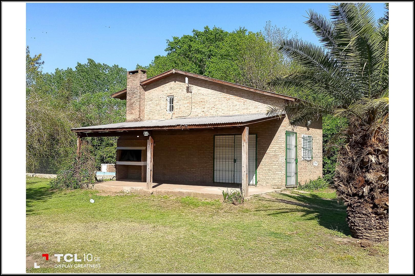 Casa 2 ambientes con 1 baño