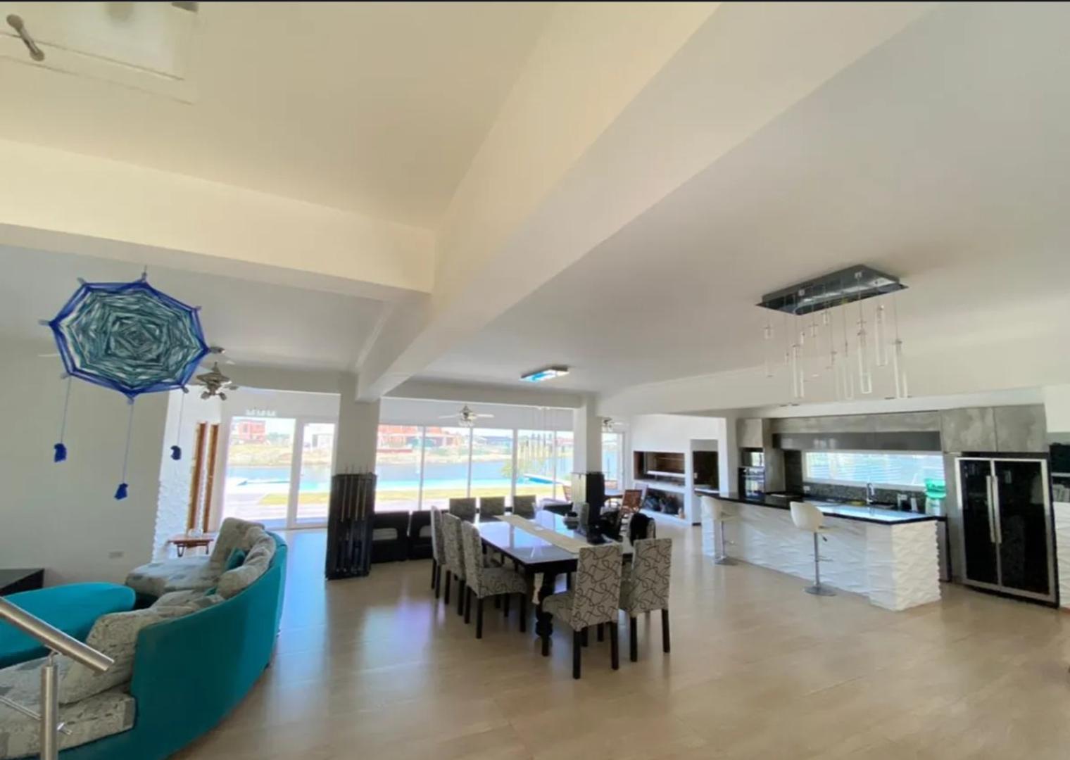 Casa en Alquiler Temporal de 4 dormitorios