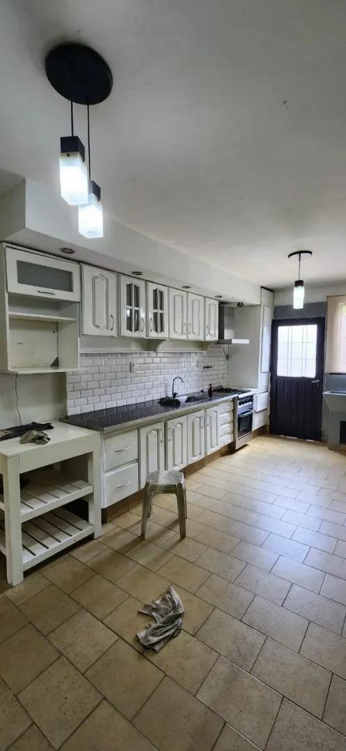 Casa en Alquiler de 5 dormitorios