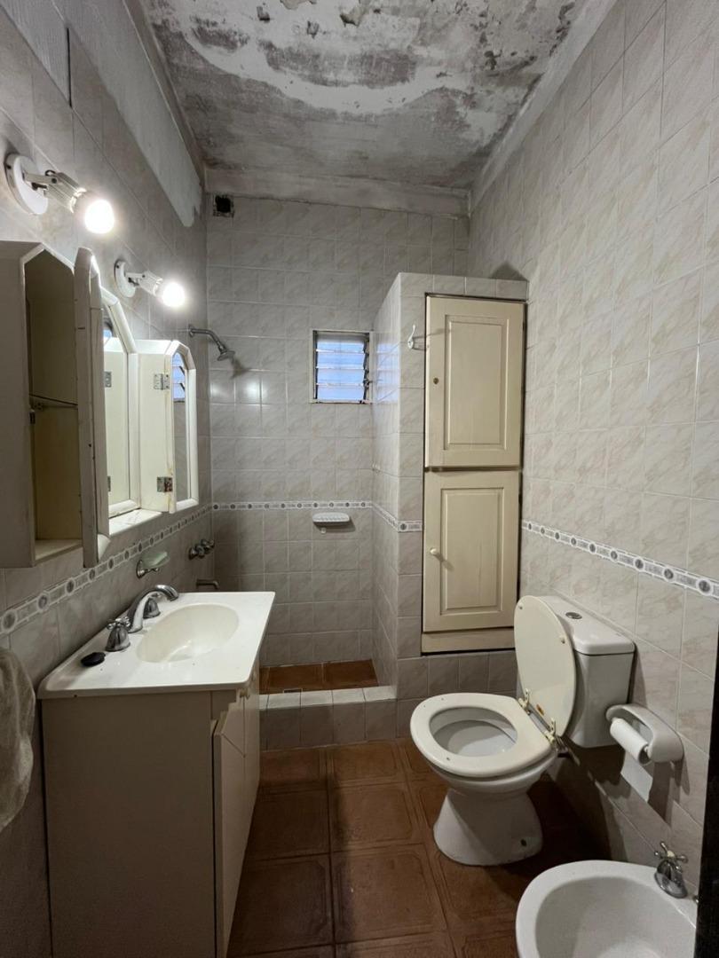 Casa en venta 4 ambientes en Castelar Norte