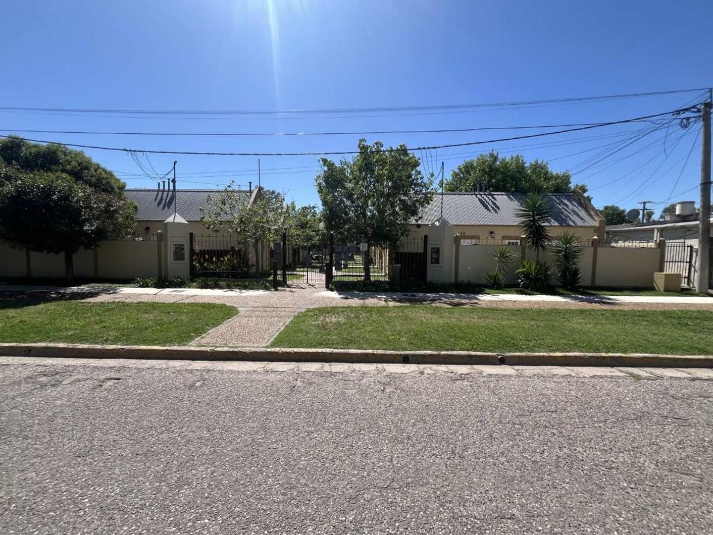 VENTA/COMPLEJO DE DEPARTAMENTOS/ALTA RENTABILIDAD