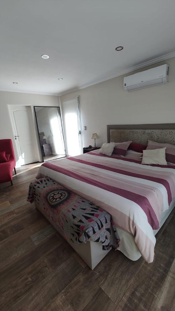 Casa en Alquiler de 4 dormitorios