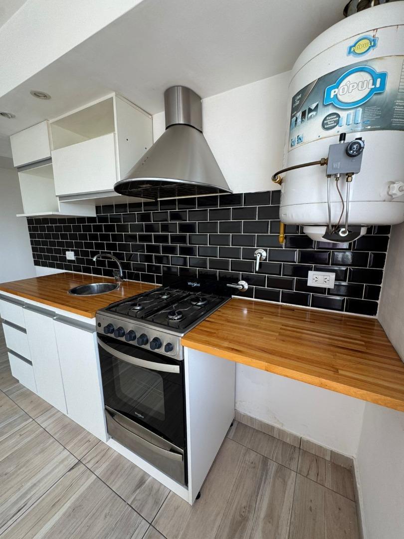 Departamento 2 ambientes con balcón