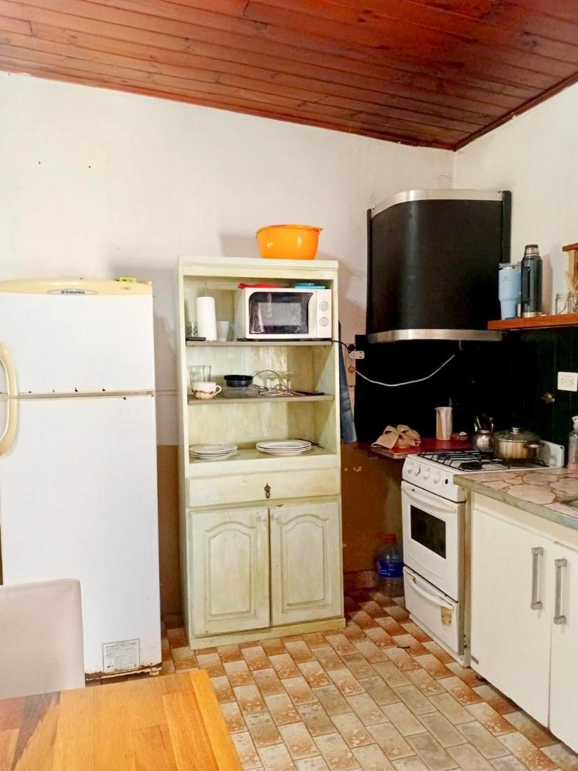 Casa 4 ambientes con 1 baño